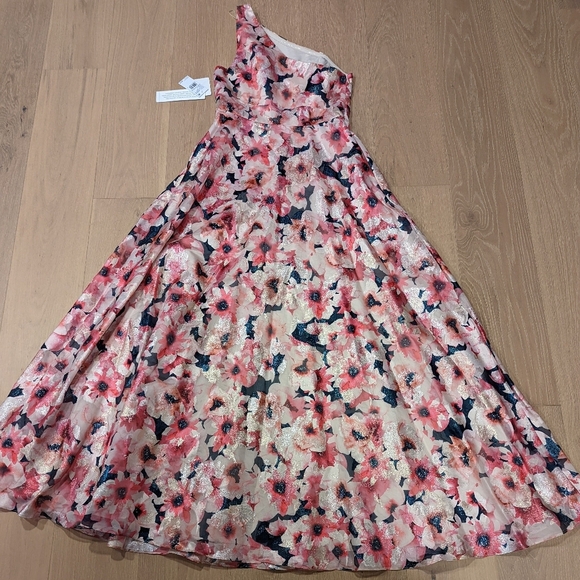 Beautiful Floral Pink and Navy Dress - Picture 11 of 11